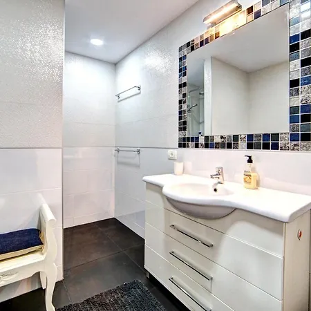 Marazul, Heated Pool, Terrace, Wifi Apartamento